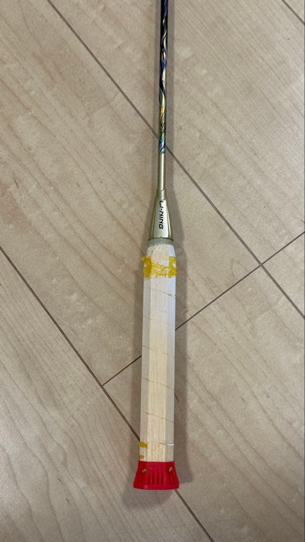 ラケット LI-NING AXFORCE100