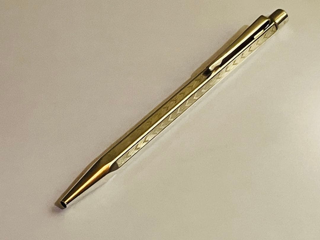 カランダッシュ　エクリドール　シルバー ケース付き　箱入り　ボールペン