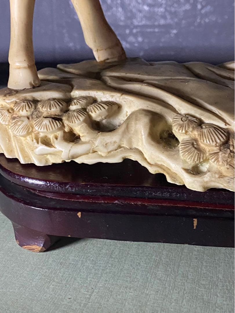 天然素材　騎馬武将像 木製台座付き　骨董