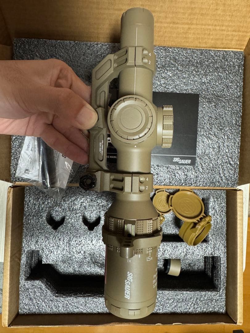 SIG TANGO6T スコープ　実物同様　サバゲー　LPVO セラコート