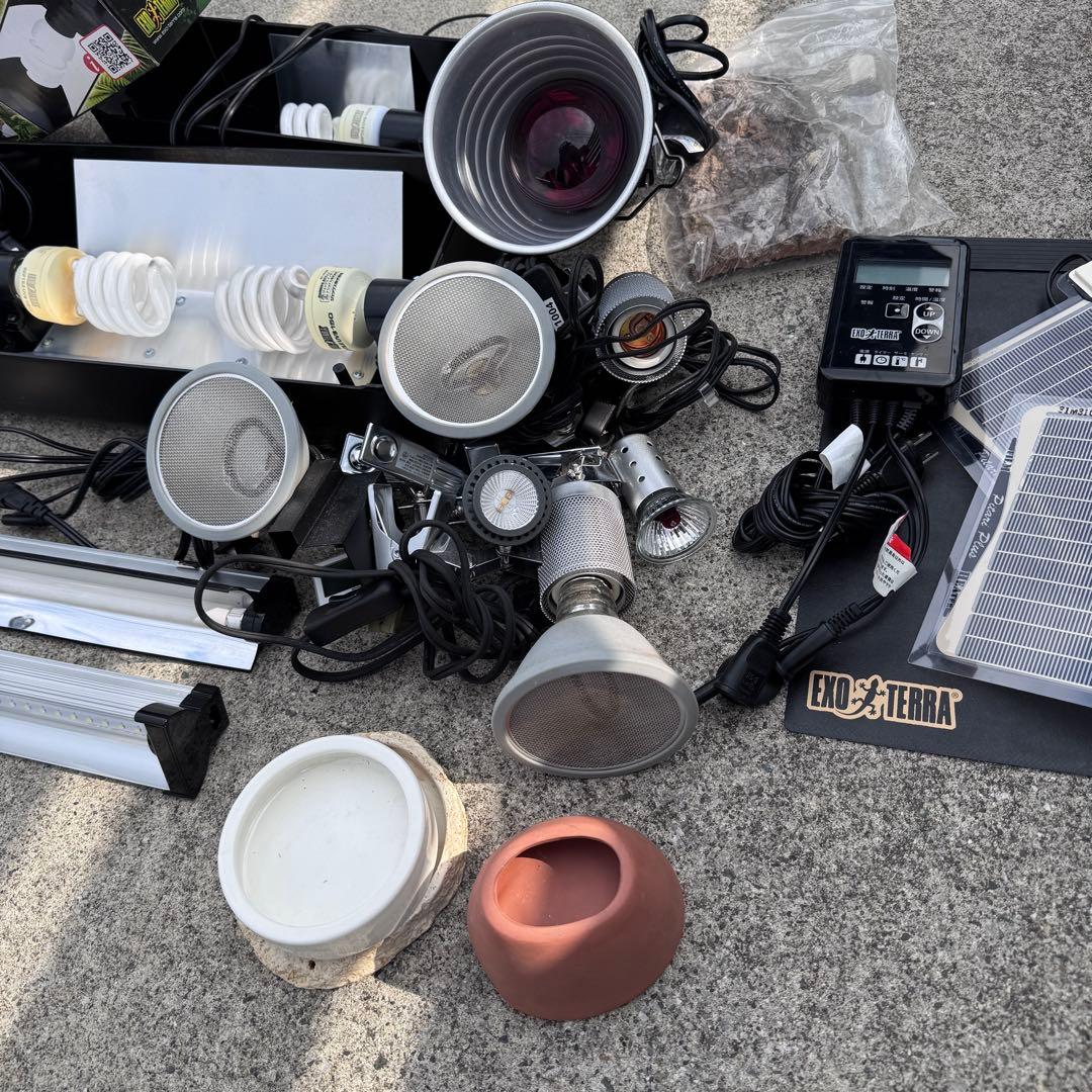 EXO TERRA 爬虫類用照明器具など