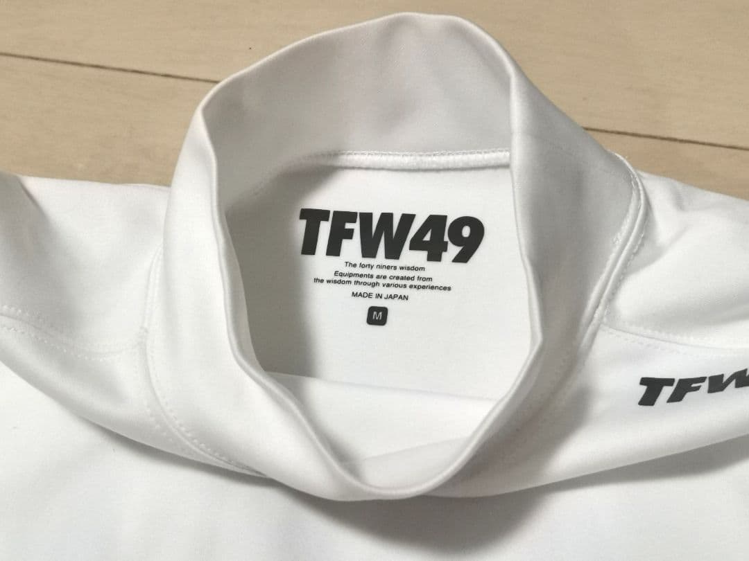 【Ｍサイズ・希少なサイドメッシュモデル】TFW49 モックネックTシャツ 白