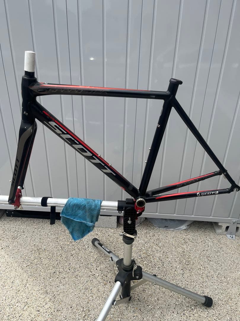 スコット　フレーム