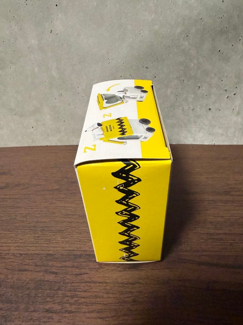 トミカ　ライドオン　スヌーピー　PEANUTS