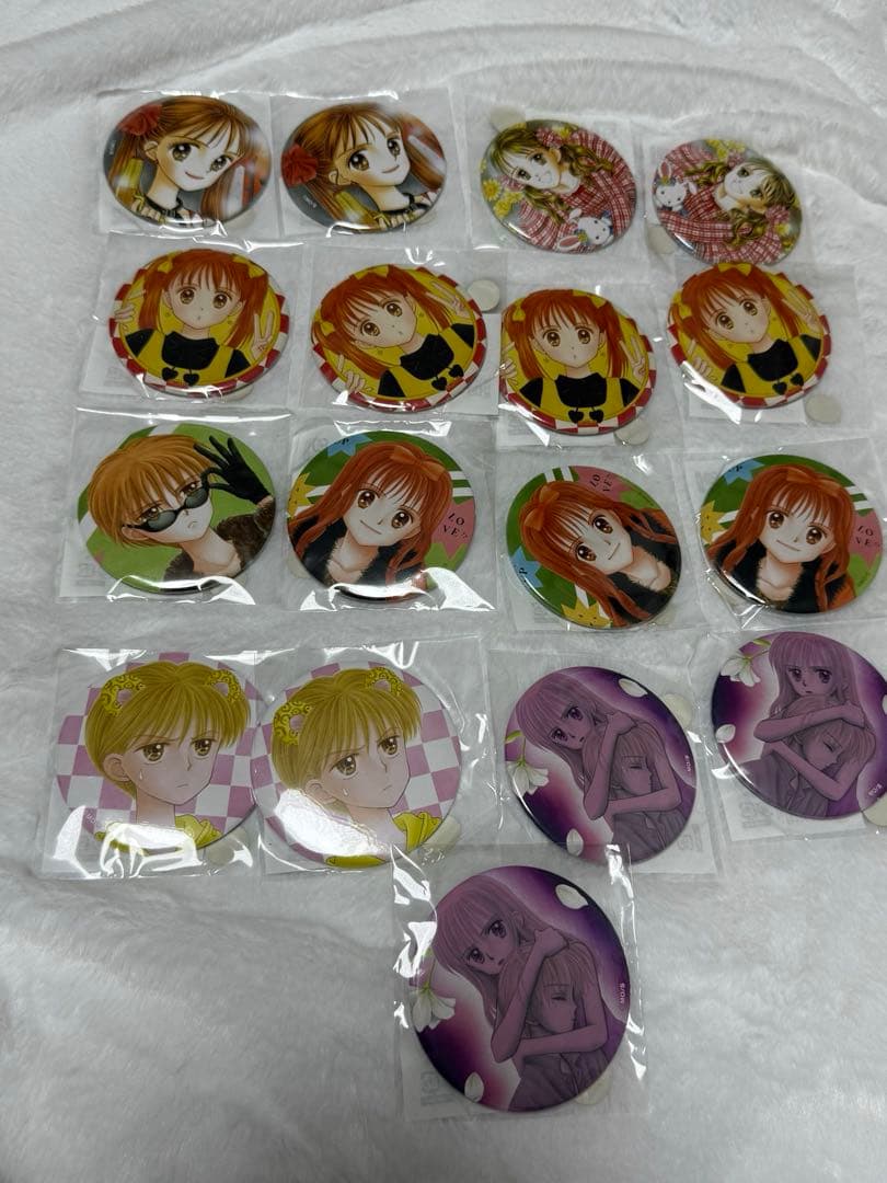 こどものおもちゃ小花美穂 缶バッジ 17個まとめセット