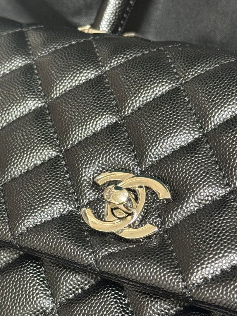 mノベルティ CHANEL ブラック ショルダーバッグ