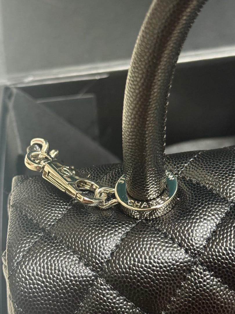 mノベルティ CHANEL ブラック ショルダーバッグ