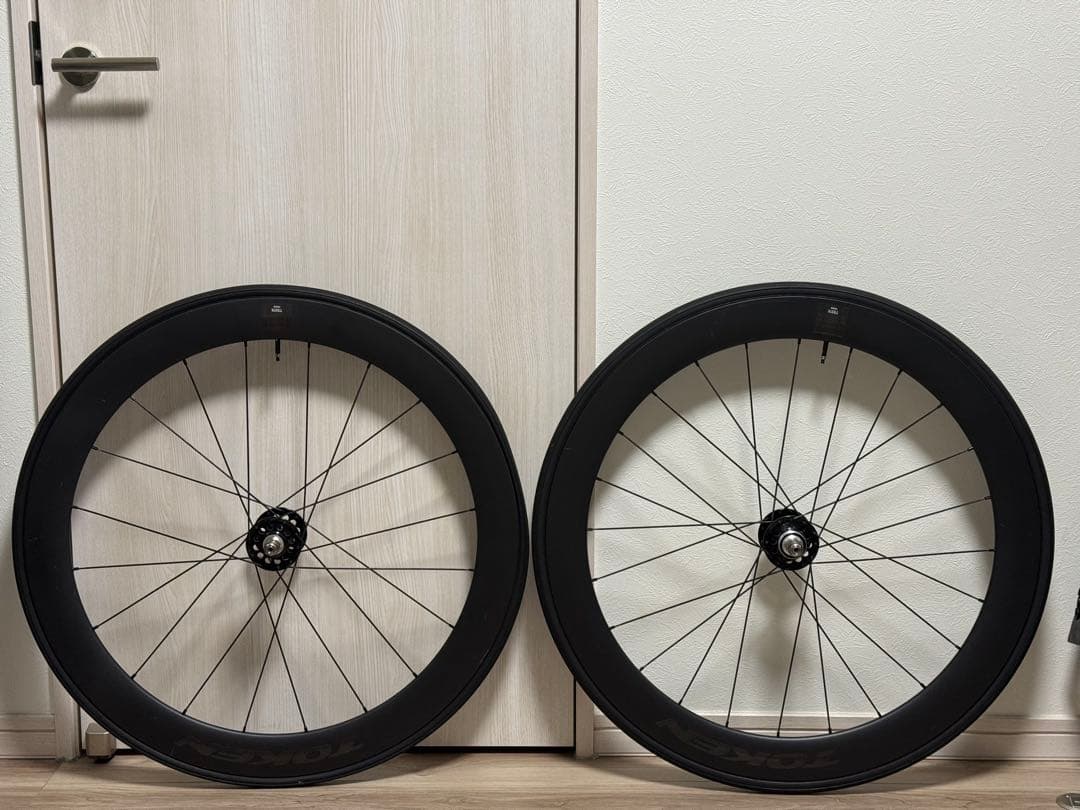 TOKEN T55 カーボンホイール　トラック用