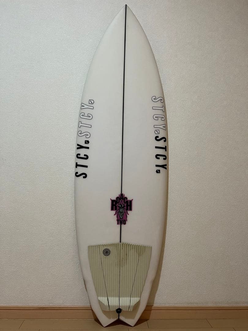 ステイシーサーフボード　ローチ2   5.3  26l
