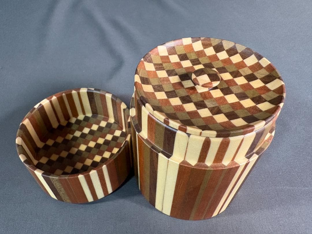 未使用品 箱根寄木細工 茶筒 木製容器 円筒形