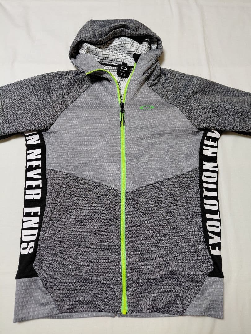 美品　OAKLEY オークリー　メンズ　ジャージ　上下　セットアップ　グレー