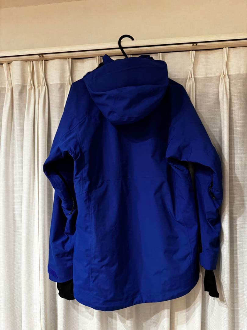 Burton [ak] スウォッシュ ジャケット＆コバート 2.0 2L パンツ