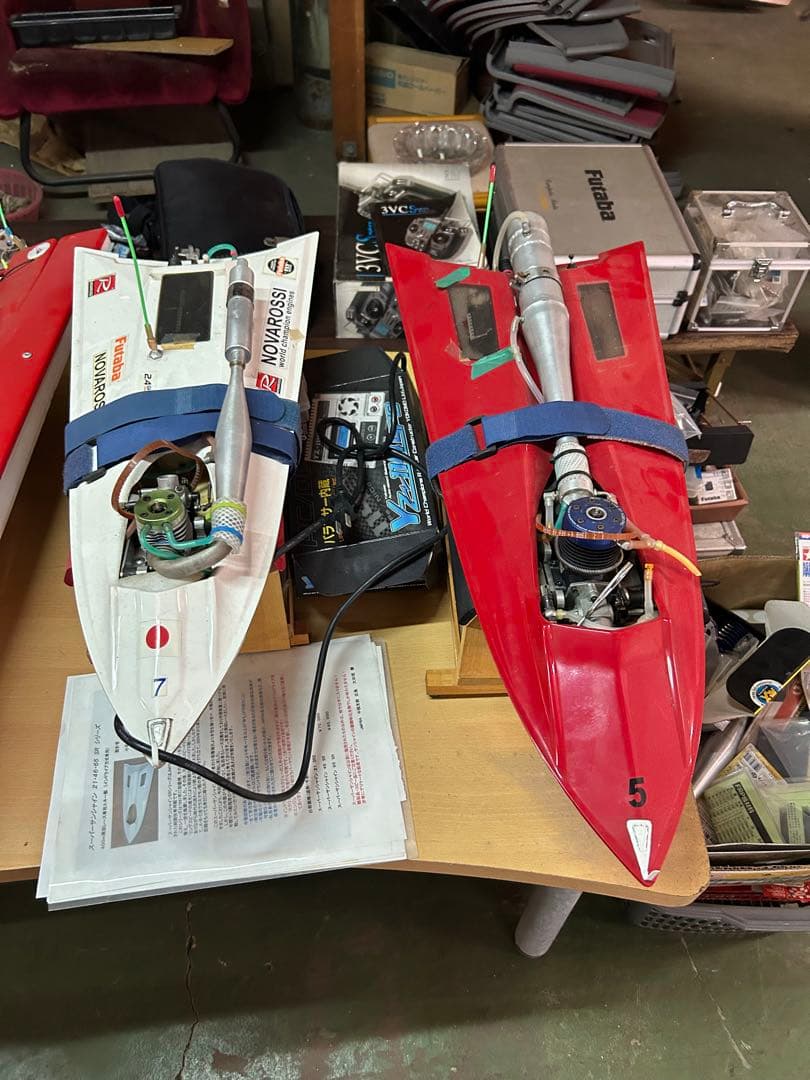 つ*さ様 ラジコンボートセット（ホワイト・レッド）