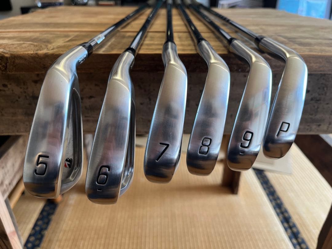 美品　ブリジストン 222CB+アイアンセットNSPRO950GHneo