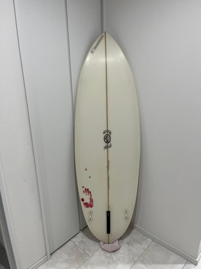 サーフボード　四国のハンドシェイプ　スタイリッシュサーフボード