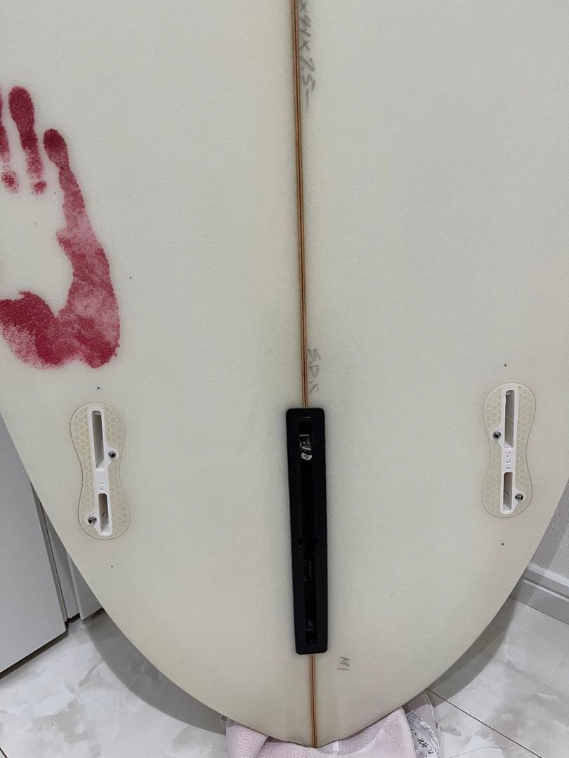 サーフボード　四国のハンドシェイプ　スタイリッシュサーフボード