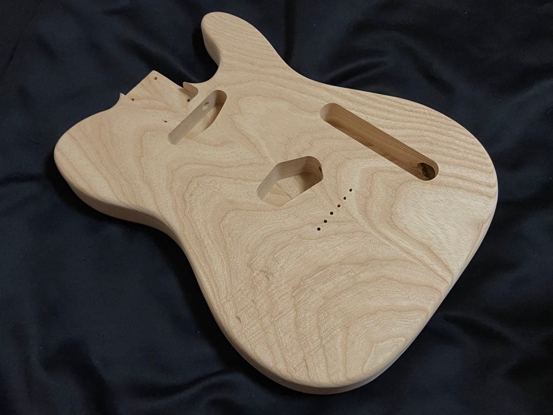 テレキャスターボディ　2ピース　アッシュ　未塗装　（No91）　ギター　ボディ