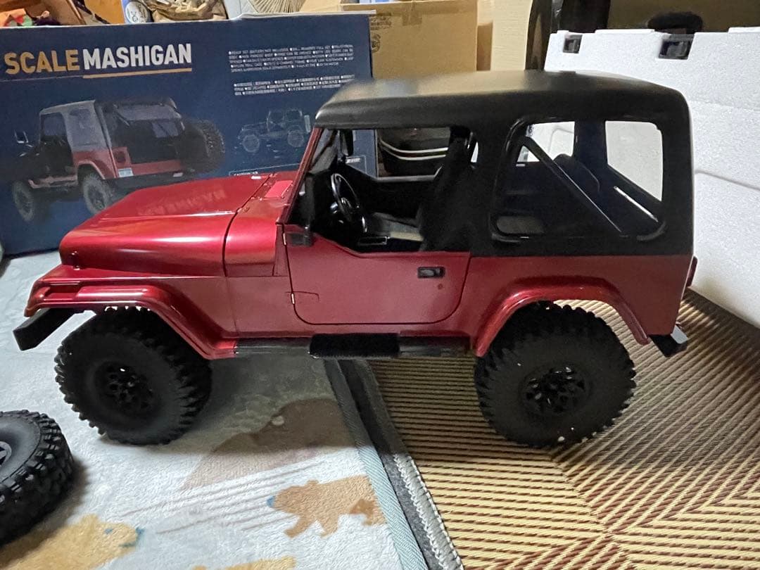 (仮面ライダーさん専用）FMS1:10スケール 赤 オフロードラジコンカー