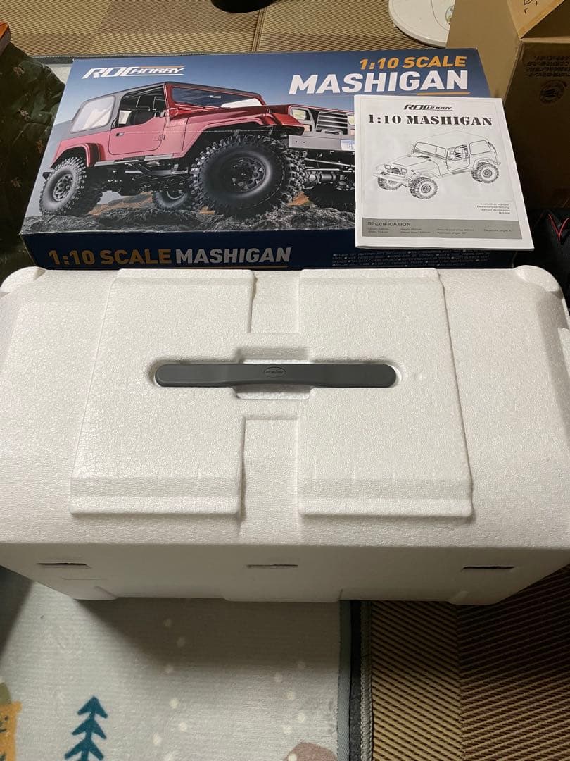 (仮面ライダーさん専用）FMS1:10スケール 赤 オフロードラジコンカー