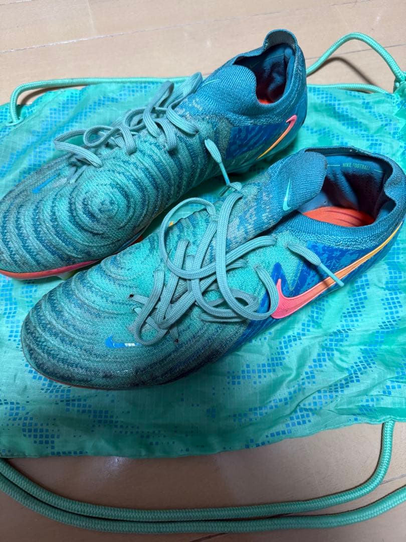 T*I様 ナイキ ファントム GX 2