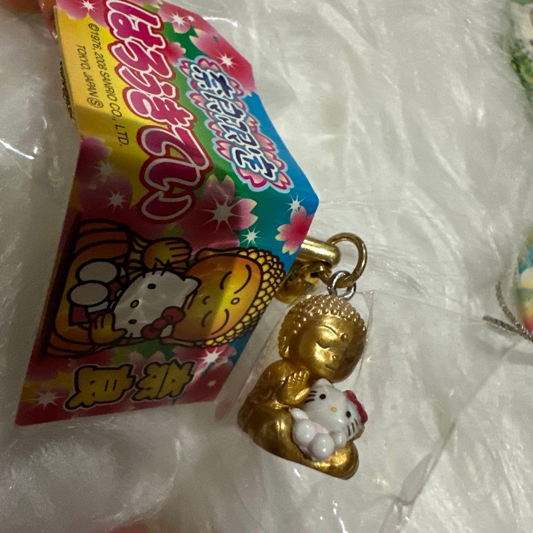 はろうきてぃ❁⃘*.゜ご当地キティストラップセット