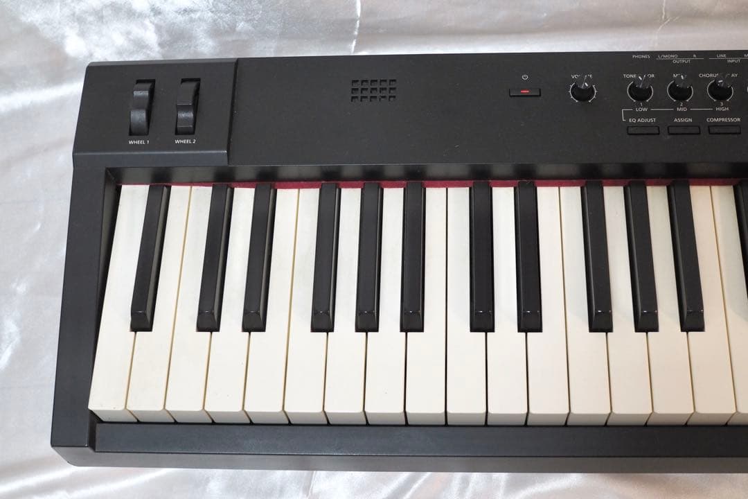 ROLAND ローランドRD-88 ステージピアノ
