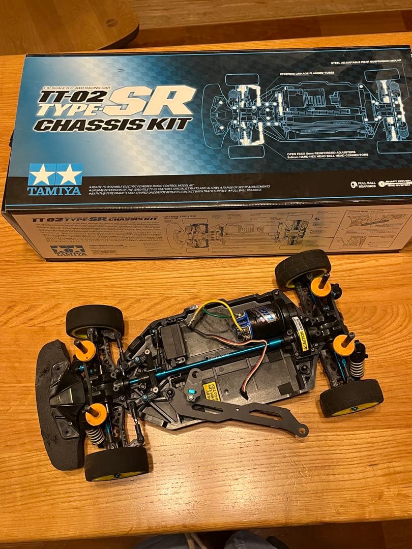 TT02 TYPE-SR 組み立て済み　サーボ（S9571SV）いろいろセット