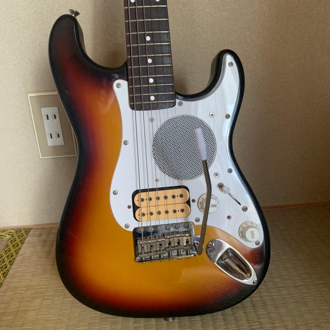 Fender ストラトキャスター　Champ アンプ内蔵　ギター サンバースト