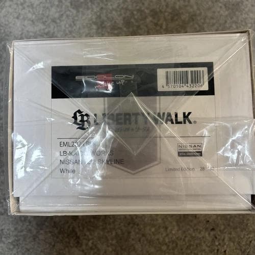 ミニカー MAKE UP 1/18 LB-KAIDO WORKS R32 Long