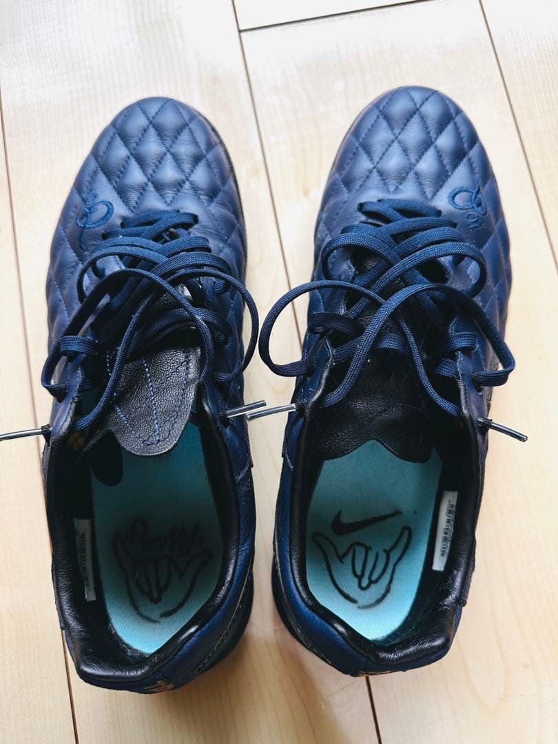 ナイキ サッカーシューズ ネイビー ロナウジーニョモデル