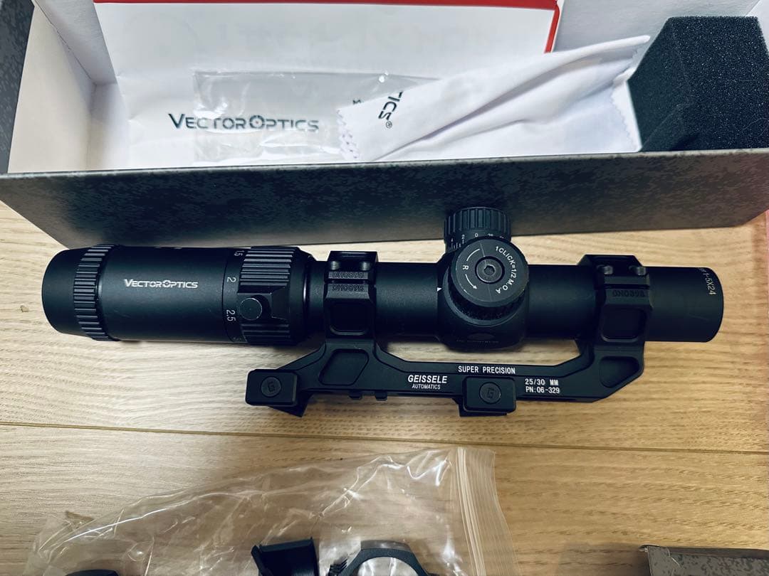 ベクターオプティクス　フォレスターGEN2マウント付き