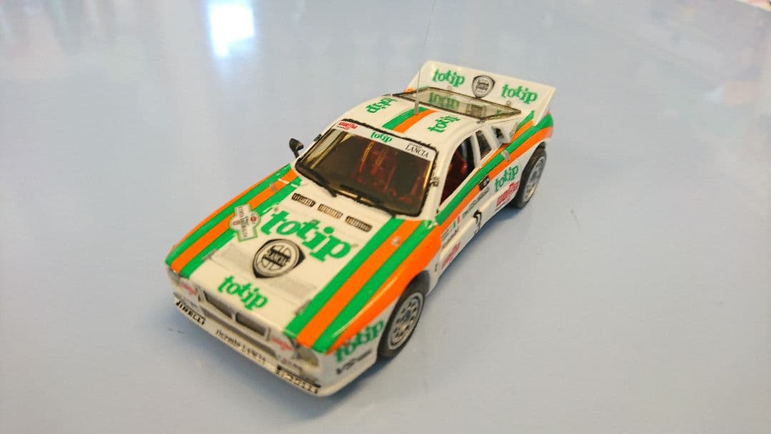 1/43メタルキット ランチャ037 トティプ使用