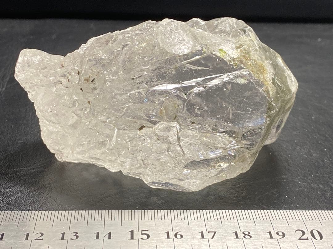 シェレマン山脈　　水晶　357g