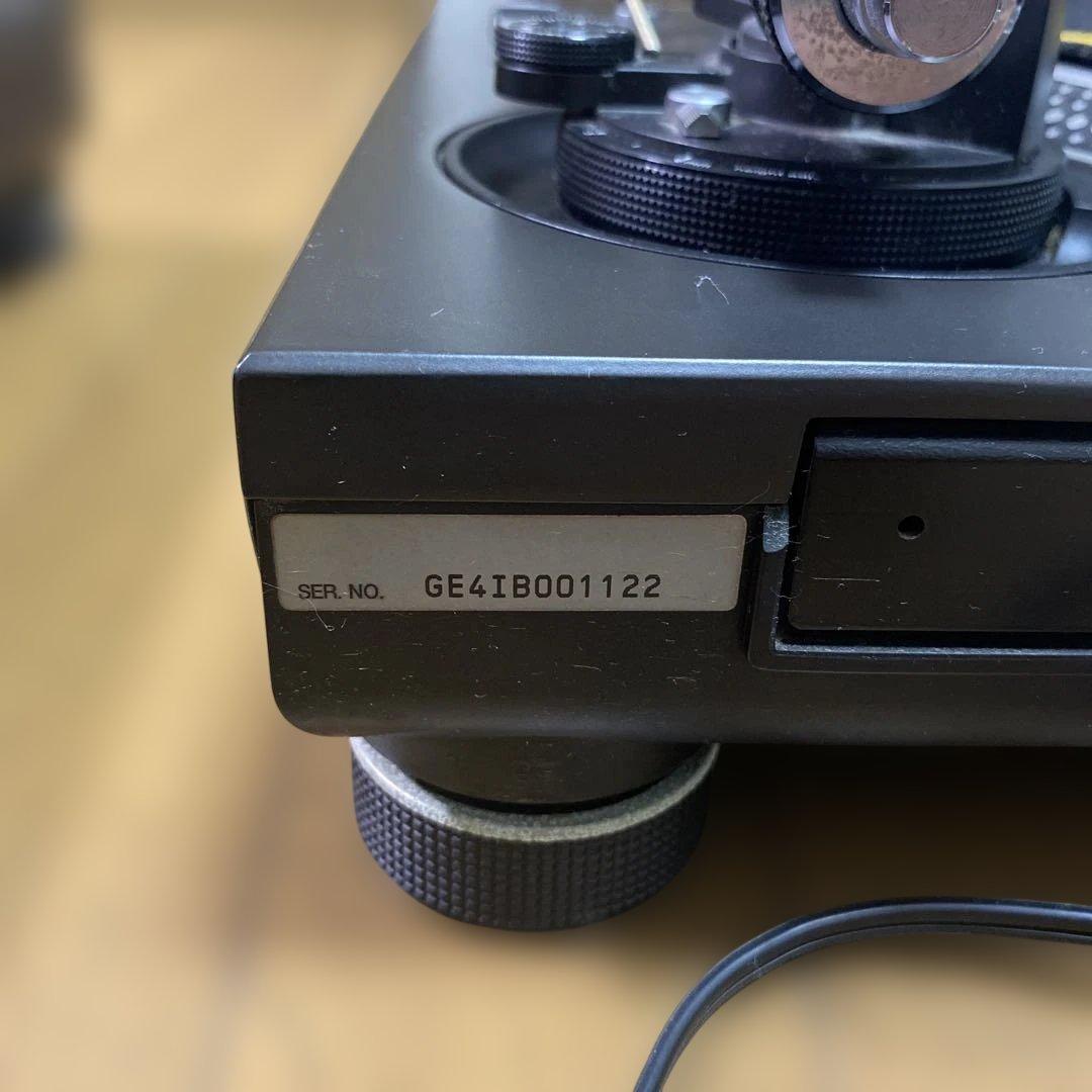 Technics SL-1200MK5 ターンテーブル（一台目）