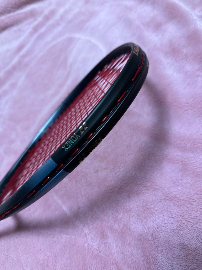 ヨネックス　ボルトレイジ8v