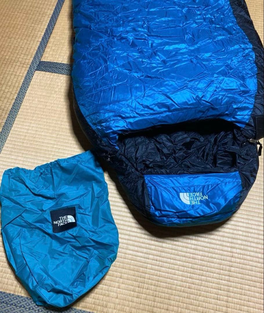 The North Face マミー型ダウン寝袋 青/黒　極寒地可能