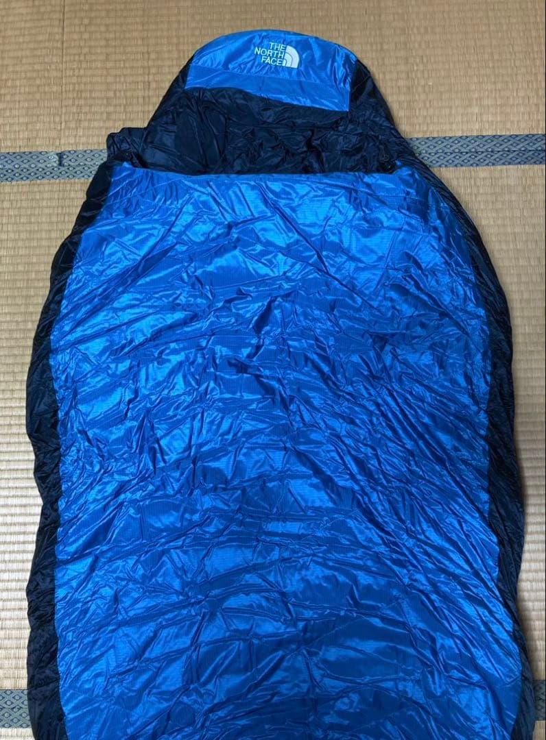 The North Face マミー型ダウン寝袋 青/黒　極寒地可能