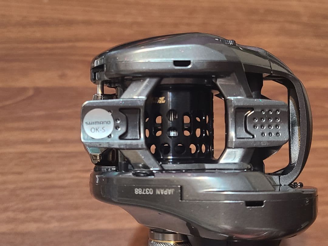 『良品』シマノ　アルデバランBFS　レフトハンドル　値下げ不可