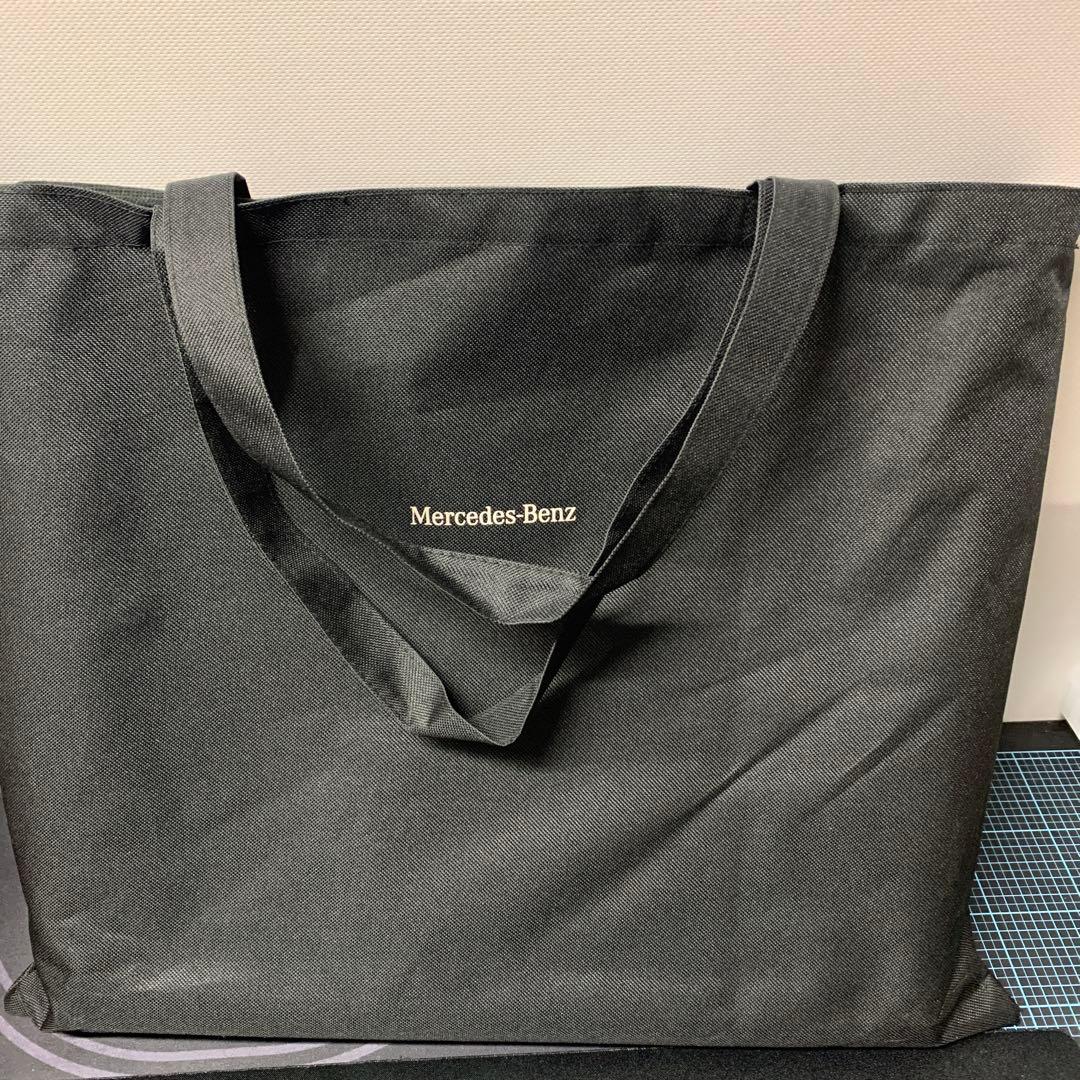 Mercedes-Benz アウトドアチェア2脚 & レジャーシート