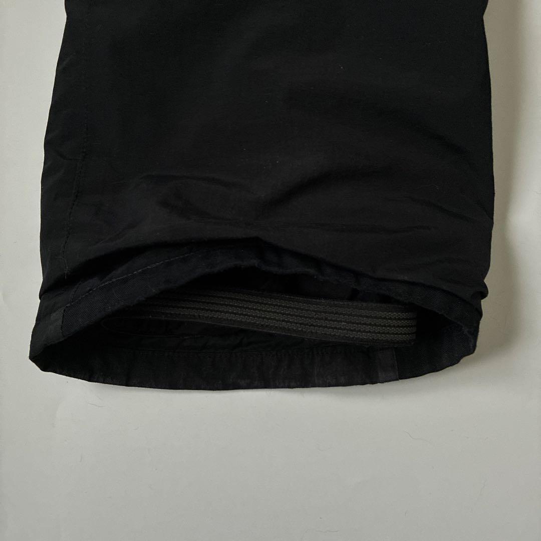 BURTON子ども用スノーボードウェア 上下セット宇宙柄黒　S M