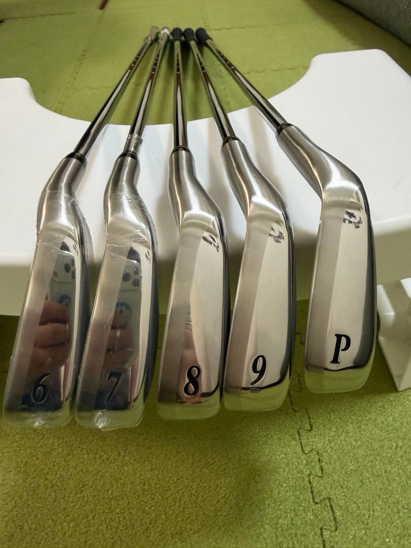 ゼクシオ12アイアンセット スチールRシャフト