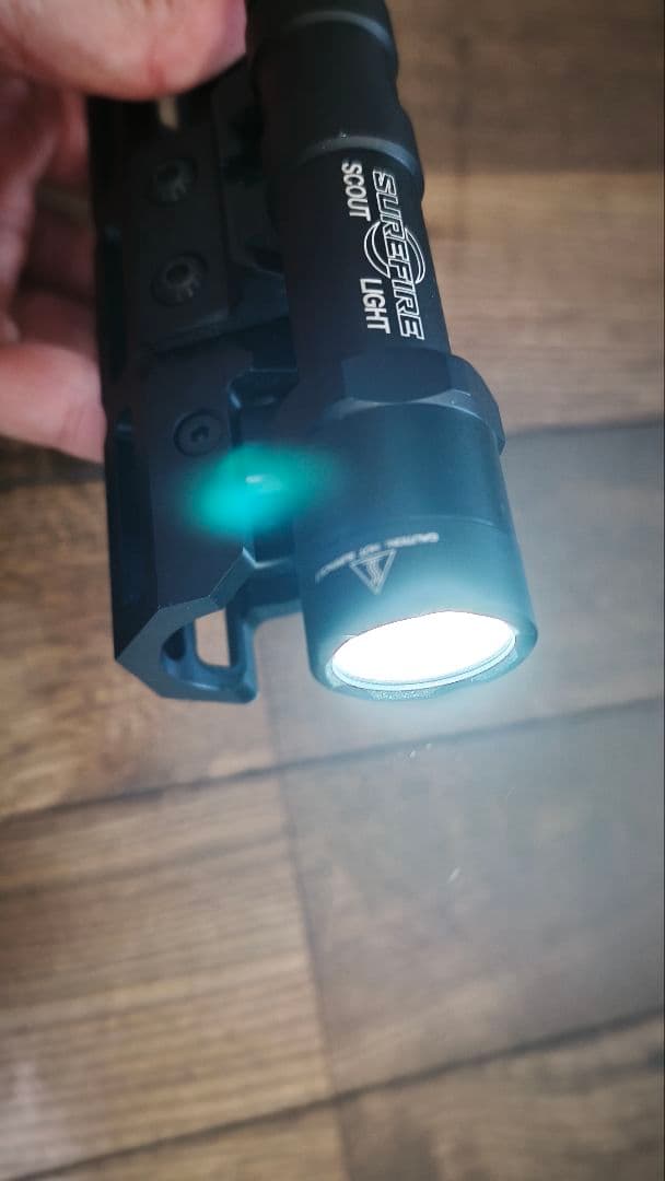 MI タイプ ハンドガード surefire ライトセット