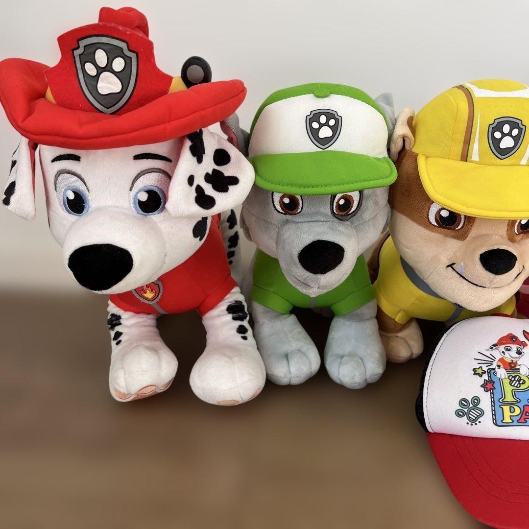 パウ・パトロール ぬいぐるみ 6体セット、キャップ、ティッシュケース