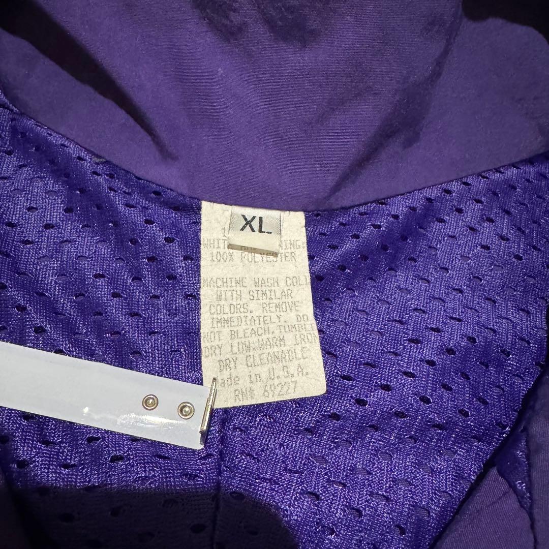 希少　ロサンゼルス・レイカーズ　優勝記念　ブルゾン　ナイロン　ジャケット