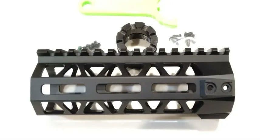 レトロアームズ RETROARMS ハンドガード ６インチ (撮影のみ)