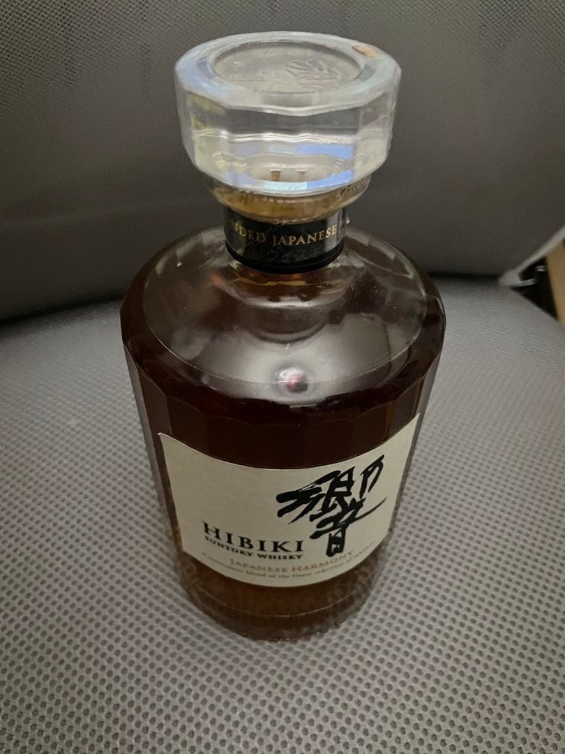 響 Hibiki Japanese Harmony ウイスキー　ニャン吉