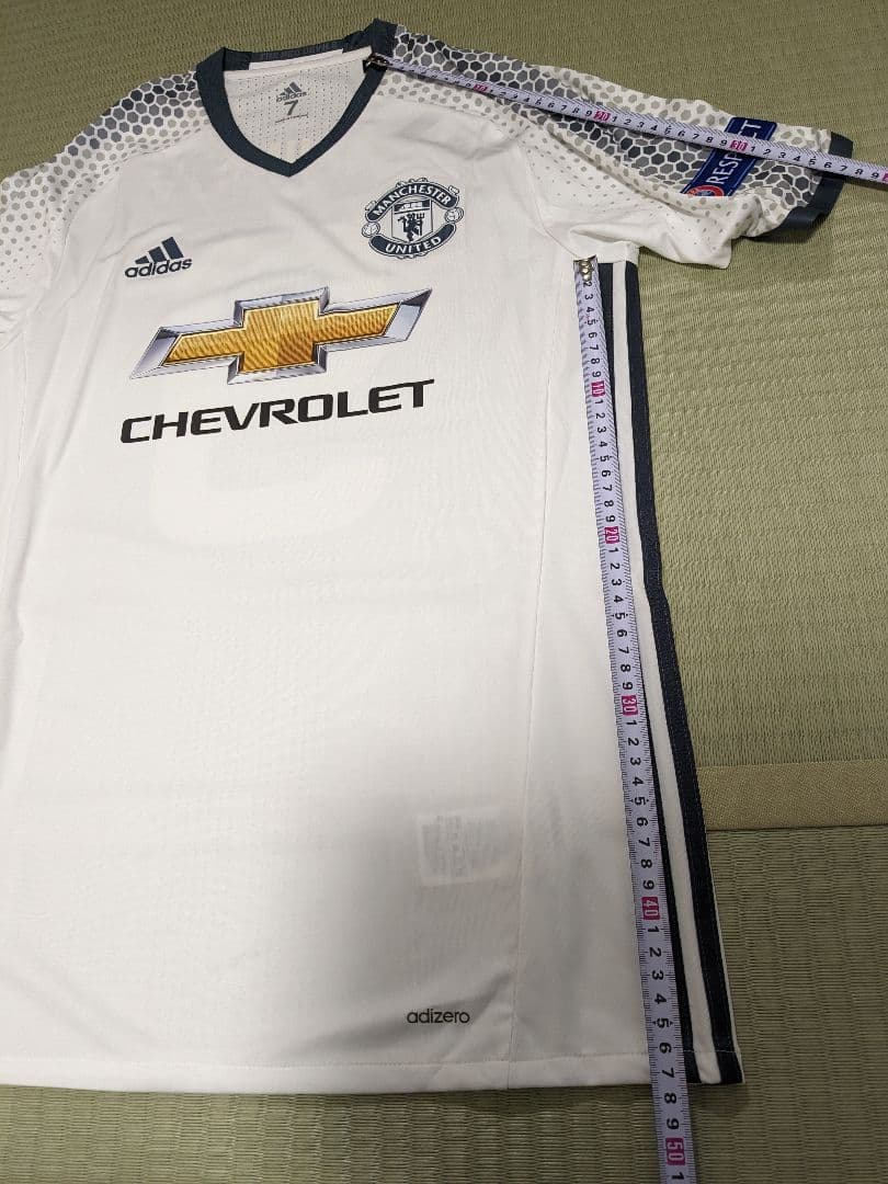 ２０１６シーズン　マンチェスターユナイテッド　イブラヒモビッチ　ユニフォーム