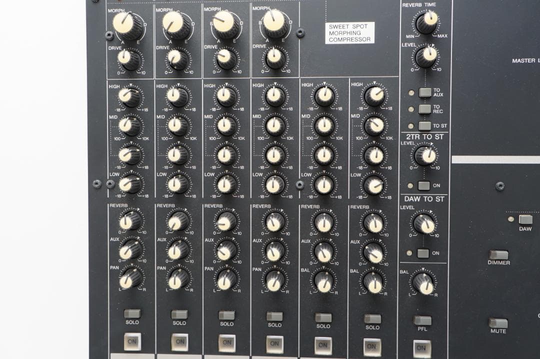 YAMAHA N8ミキサー型　オーディオインターフェイス　mixer