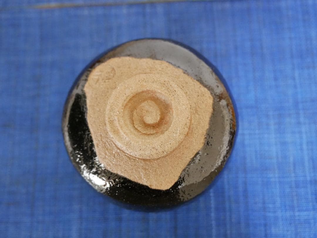 白幕釉　黒楽茶碗　高台寺窯