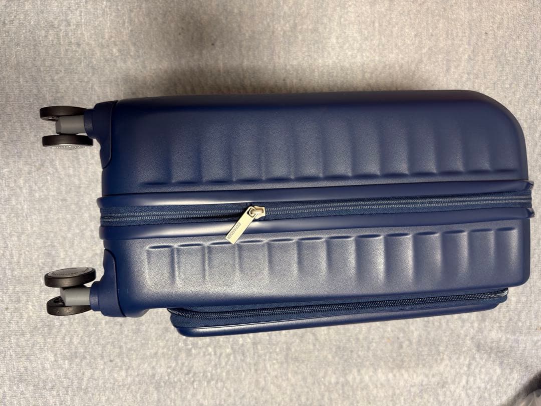 アメリカンツーリスターキャリーケース